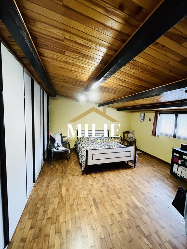 Maison ancienne - 137 m² - 5 pièces