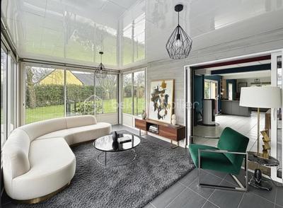 Maison - 230 m² - 10 pièces