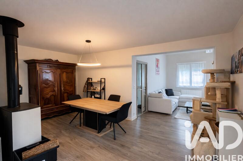 Maison - 92 m² - 4 pièces