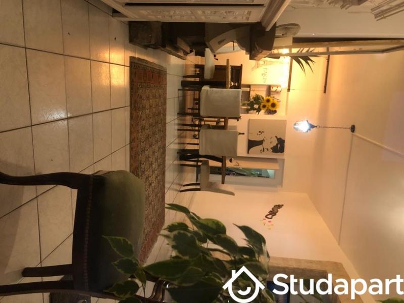 Chambre - 17 m² - 1 pièce