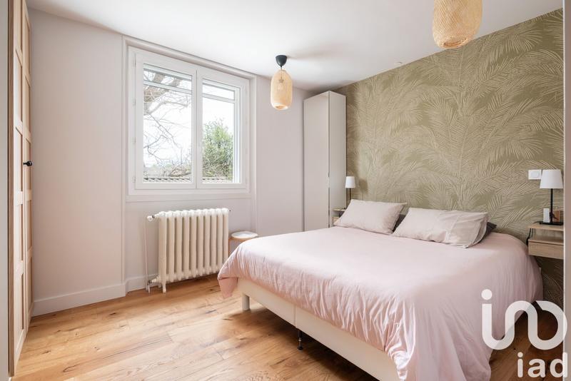 Maison - 208 m² - 6 pièces