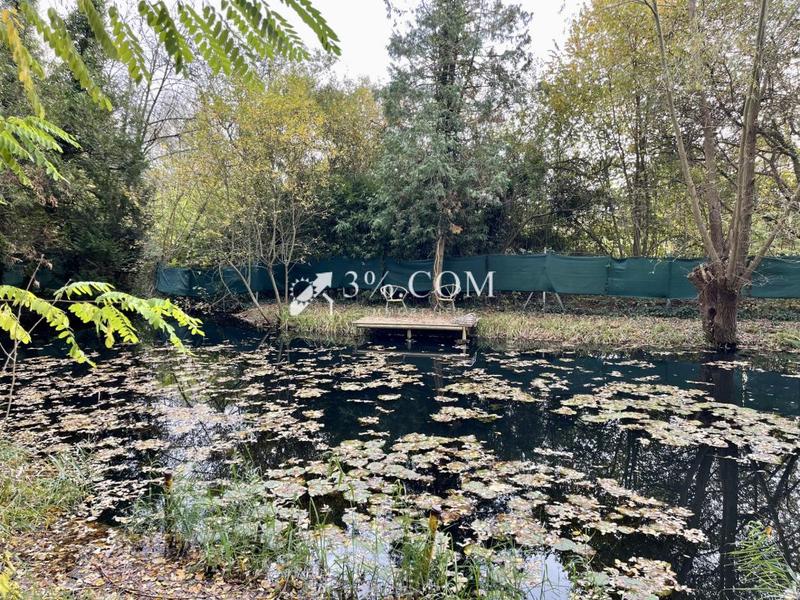 Terrain de loisirs - 1 574 m²