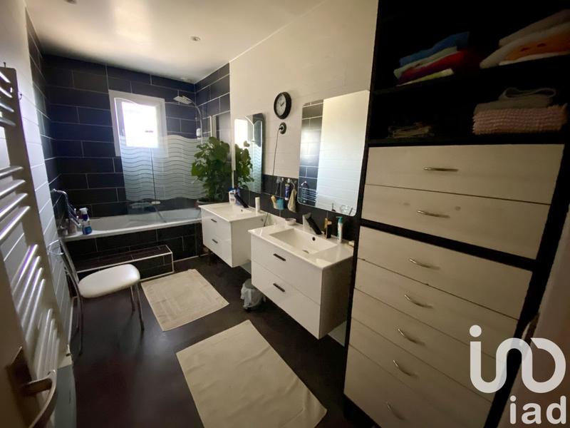 Maison - 148 m² - 8 pièces