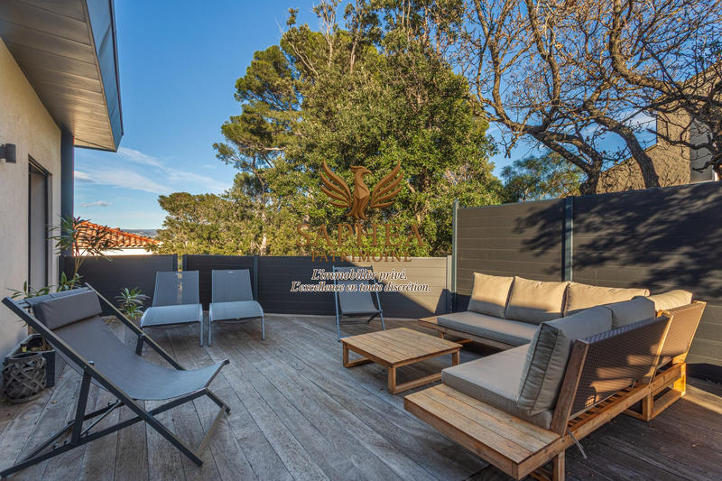 Appartement - 140 m² - 5 pièces