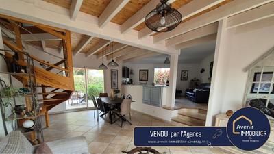 Maison - 173 m² - 8 pièces