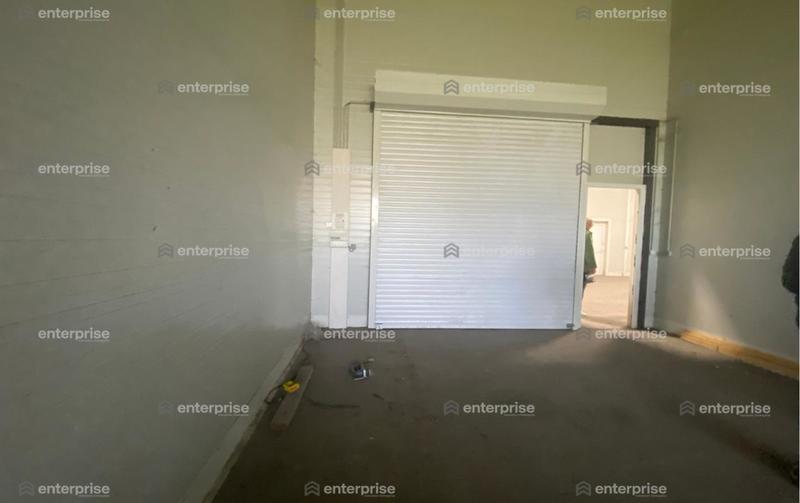 Local d'activité / Entrepôt - 140 m²