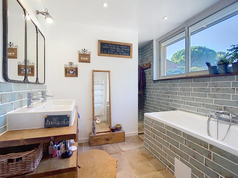 Maison - 111 m² - 5 pièces