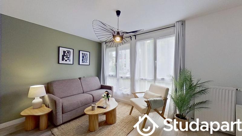 Chambre - 13 m² - 1 pièce