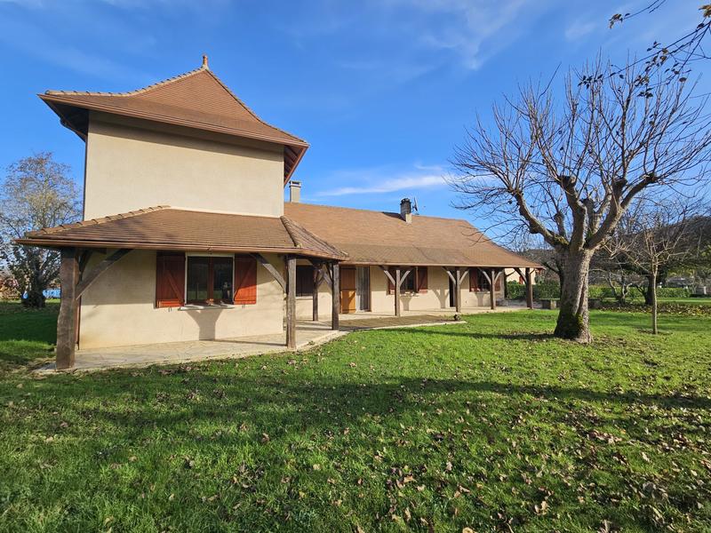 Maison traditionnelle - 134 m² - 5 pièces