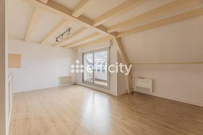 Appartement - 116 m² - 6 pièces