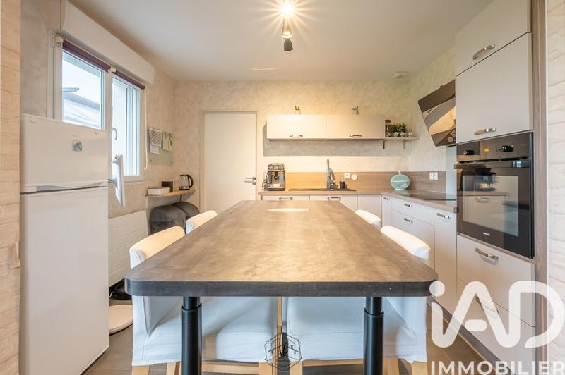 Maison - 85 m² - 5 pièces