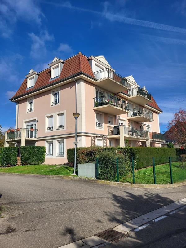 Appartement - 85 m² - 4 pièces