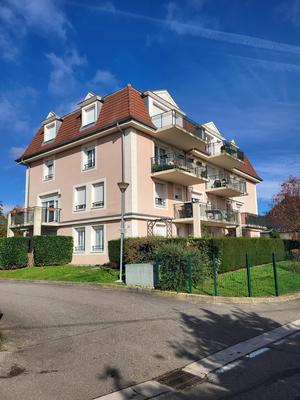 Appartement - 85 m² - 4 pièces