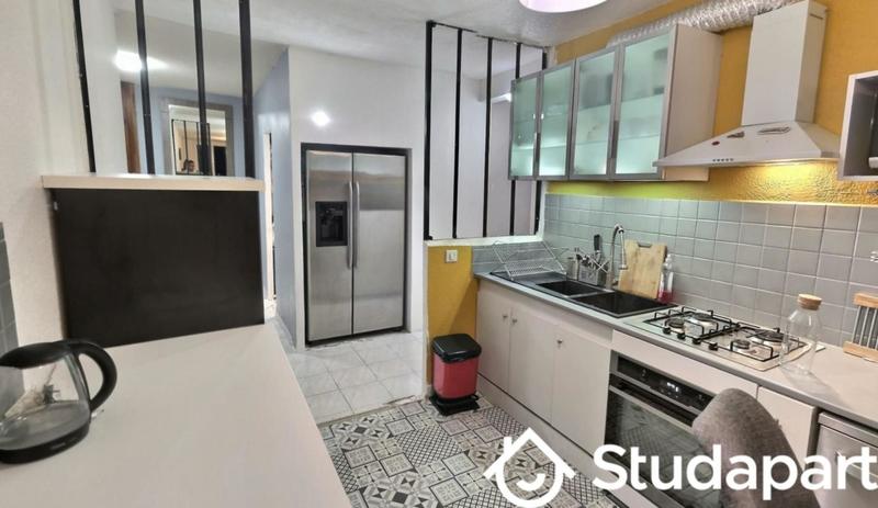 Chambre - 11 m² - 1 pièce