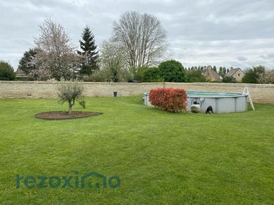 Maison - 236 m² - 8 pièces