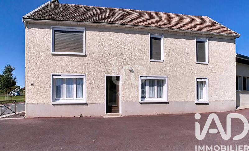 Maison - 210 m² - 7 pièces