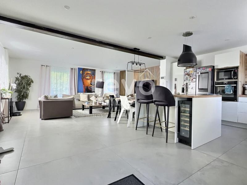 Maison - 178 m² - 4 pièces