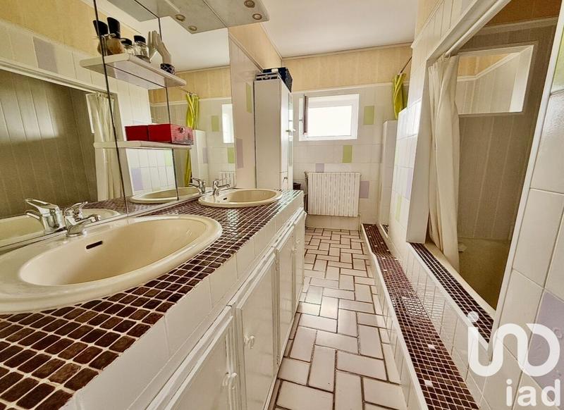 Maison de campagne - 303 m² - 9 pièces