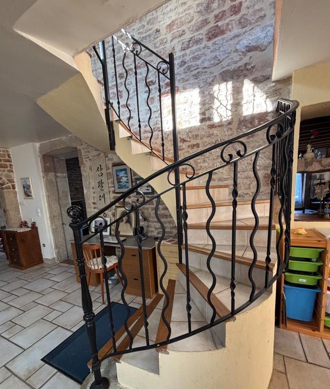 Maison - 200 m² - 6 pièces