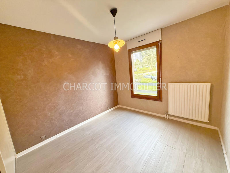 Appartement - 102 m² - 5 pièces