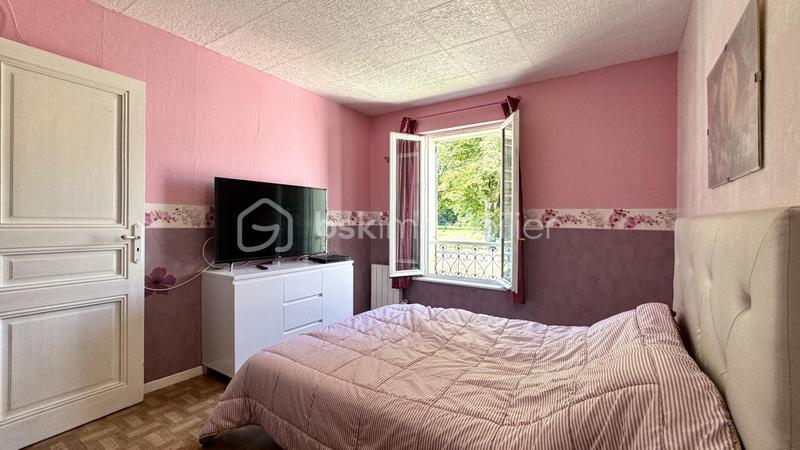 Maison ancienne - 268 m² - 12 pièces