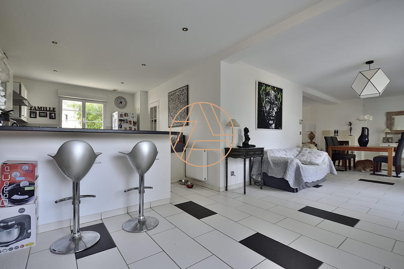 Maison - 147 m² - 7 pièces