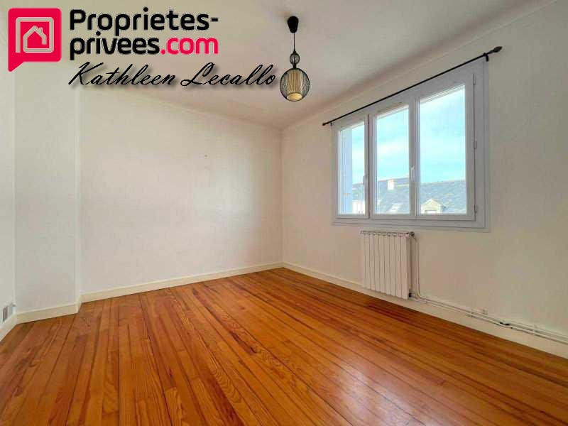 Maison - 99 m² - 4 pièces