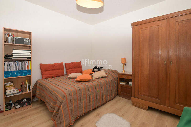 Duplex - 101 m² - 5 pièces