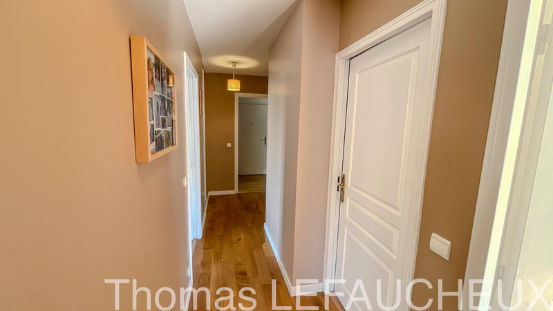 Appartement - 133 m² - 5 pièces