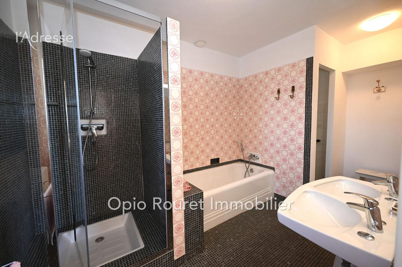 Maison - 231 m² - 7 pièces