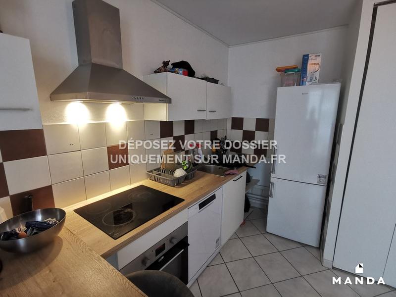 Chambre - 11 m² - 4 pièces