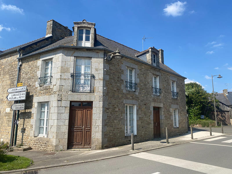 Maison - 105 m² - 4 pièces