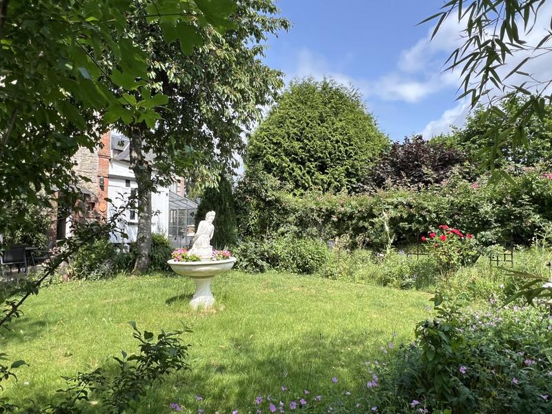 Maison - 140 m² - 7 pièces