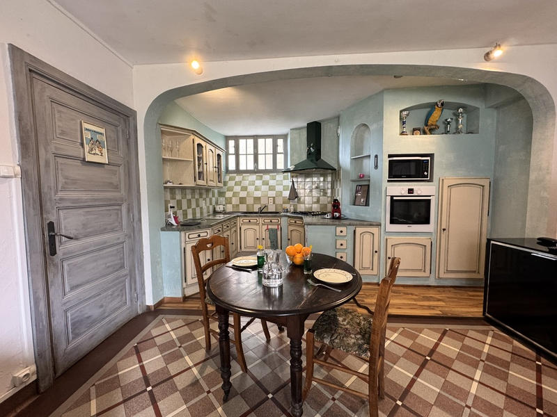 Maison - 224 m² - 10 pièces