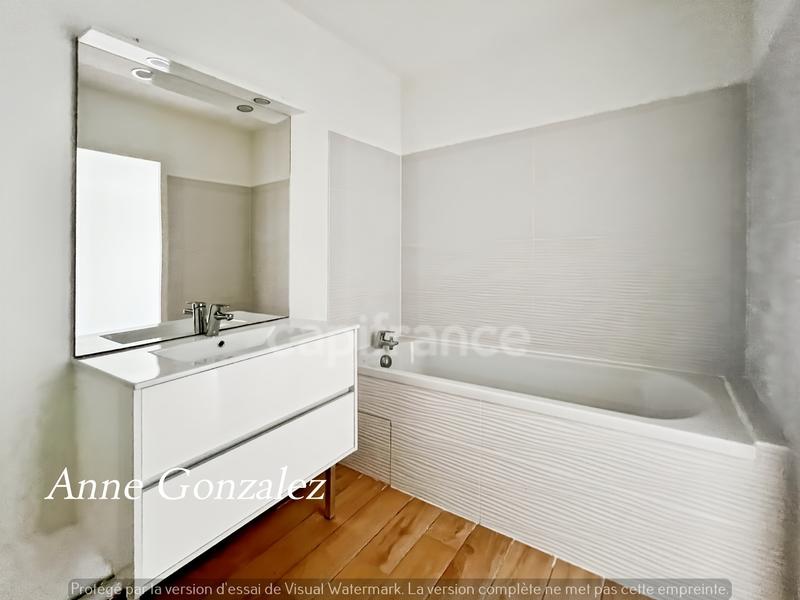 Appartement - 92 m² - 4 pièces