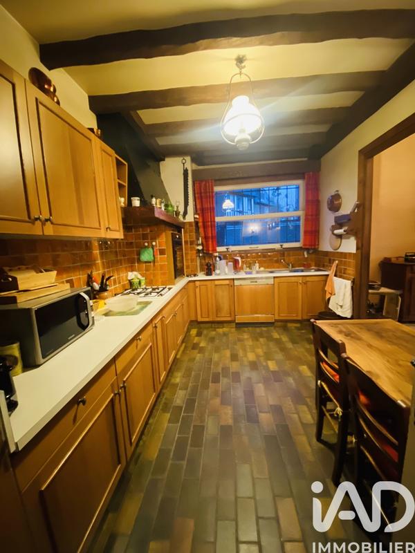 Maison - 224 m² - 11 pièces