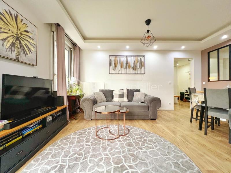 Appartement - 82 m² - 4 pièces