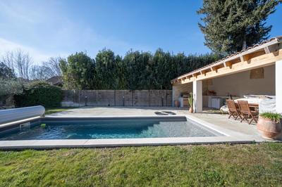 Maison - 177 m² - 8 pièces