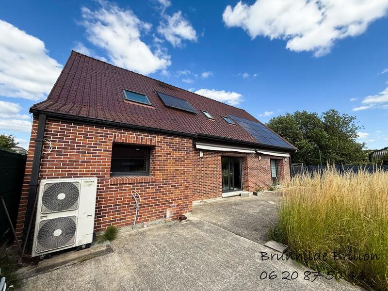 Maison - 170 m² - 8 pièces