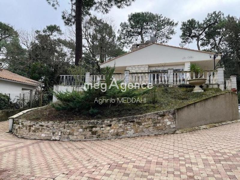 Maison - 178 m² - 10 pièces