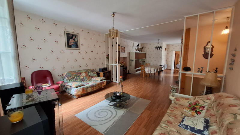 Appartement - 85 m² - 3 pièces