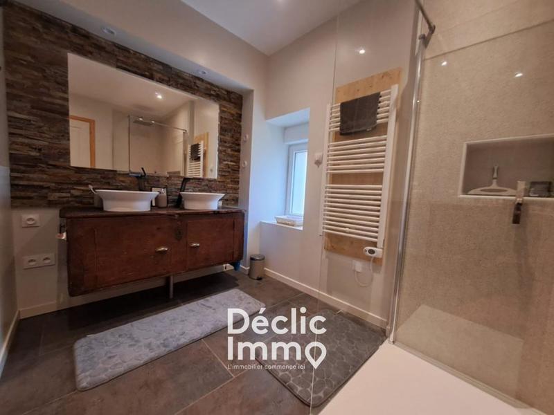 Propriété - 350 m² - 12 pièces