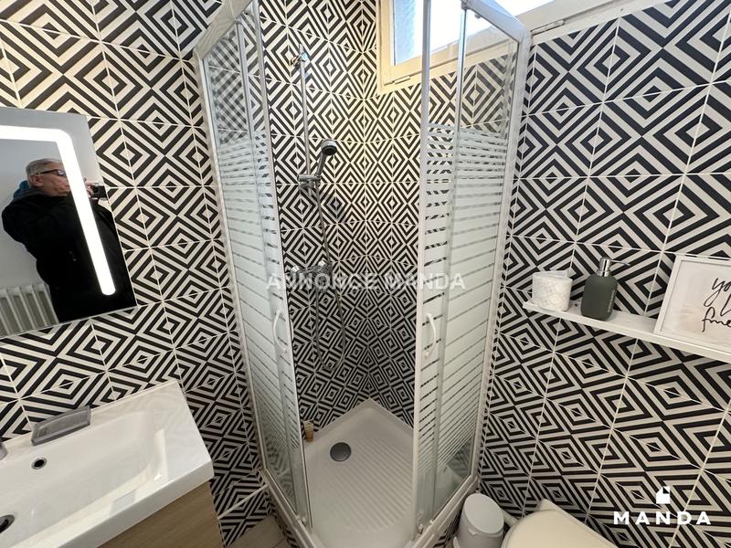 Chambre - 15 m² - 6 pièces