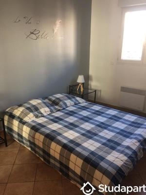 Chambre - 12 m² - 1 pièce