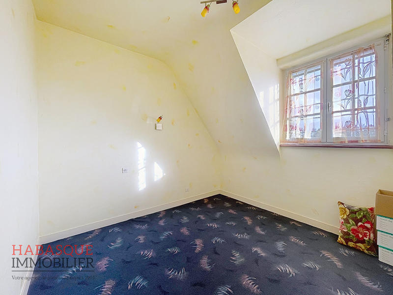 Maison - 104 m² - 6 pièces