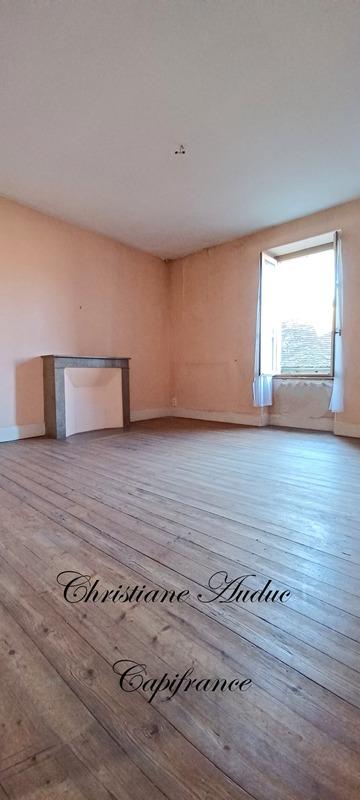 Maison - 144 m² - 8 pièces