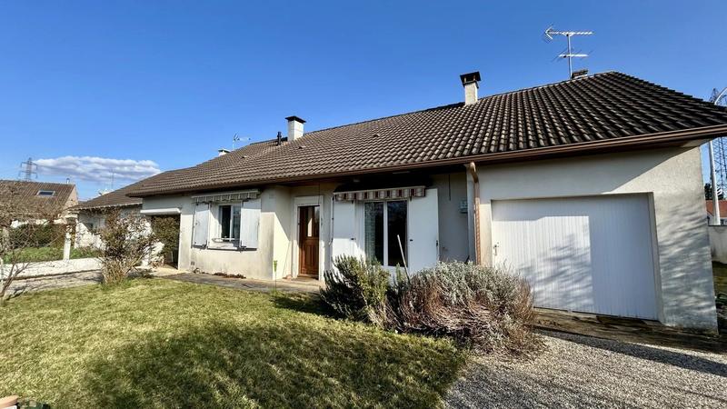 Maison - 95 m² - 4 pièces