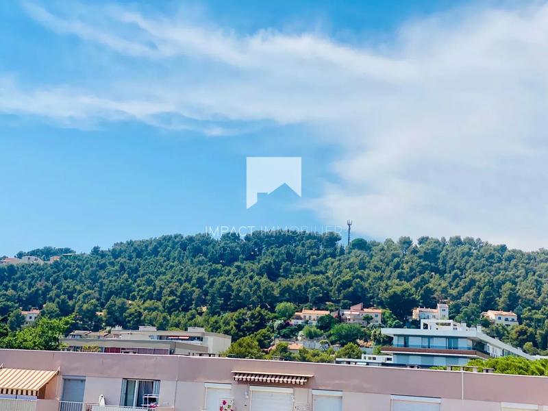 Appartement - 83 m² - 5 pièces