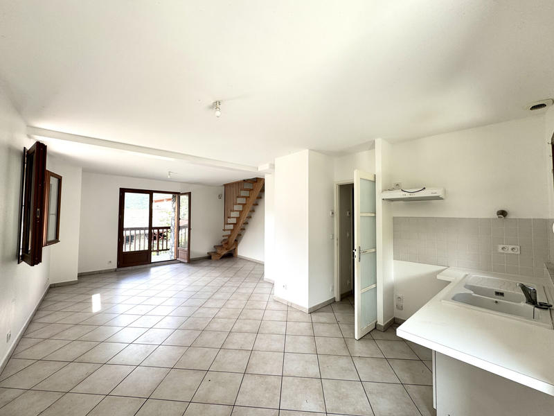 Maison - 98 m² - 5 pièces