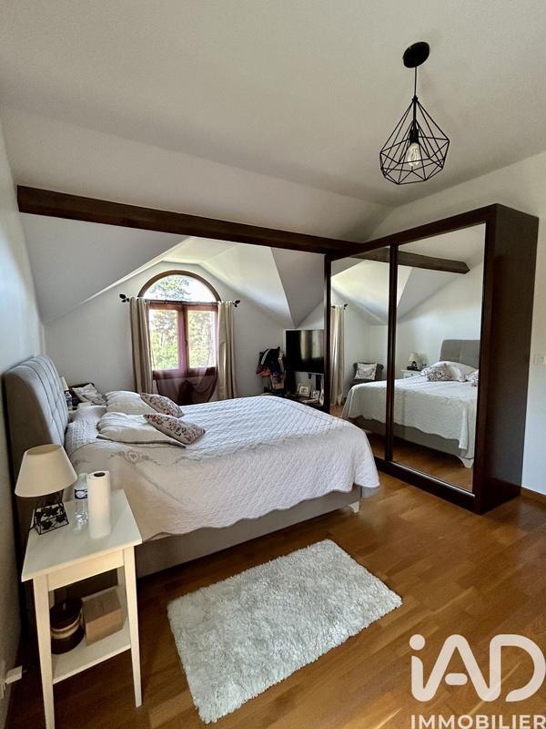 Maison - 189 m² - 6 pièces